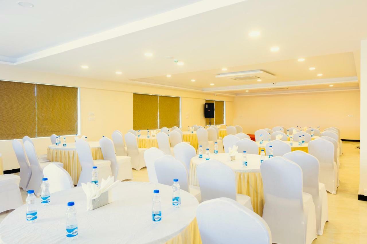 Hotel Classio INN Devanahalli Esterno foto